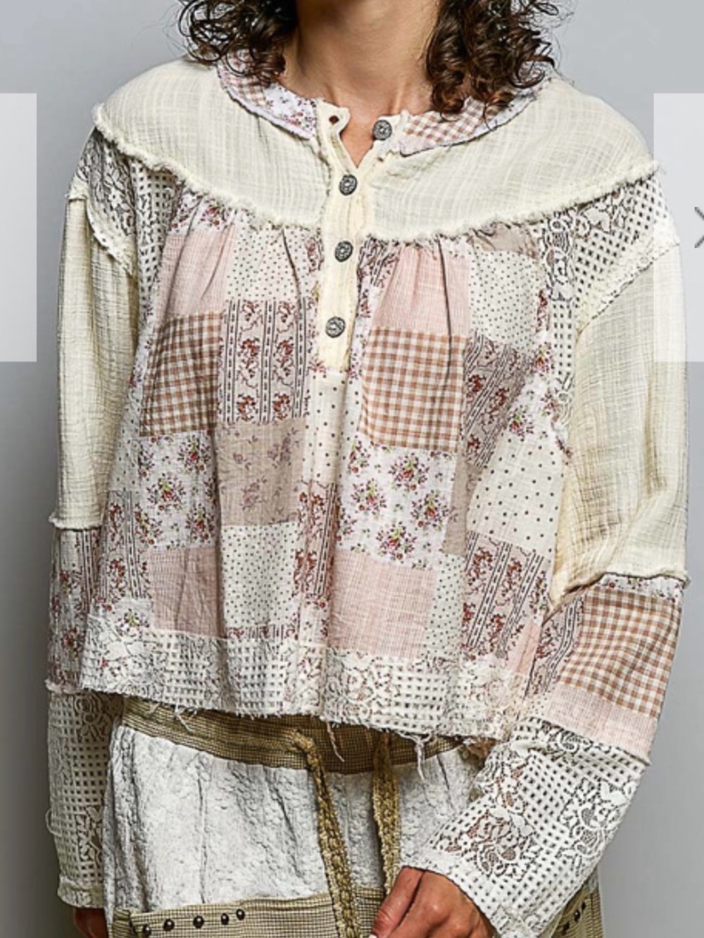 NWT Patchwork Floral Peasant Blouse - Cream & Blush